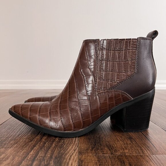 Marc Fisher Croc Embossed Faux Leather Ankle Bootie Pointed Toe Size 8.5 Brown - Picture 2 of 16